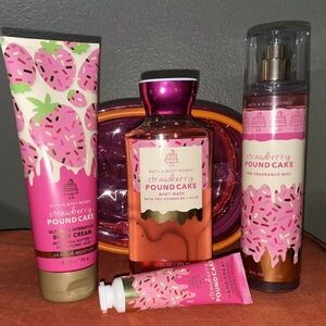 STRAWBERRY POUNDCAKE WITH POCKETBAC HOLDER & COSMETICS CASE